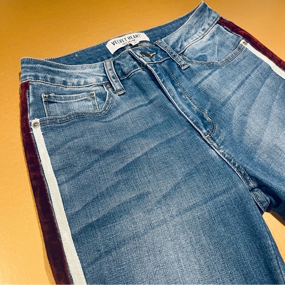 Velvet Heart Denim - Velvet Heart Premium Denim Racing Striped Sadie Mid Rise Super Skinny Jeans 26